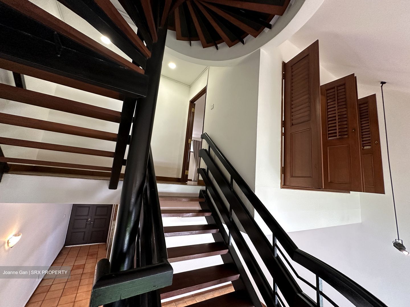 Villa Des Flores (D11), Condominium #539903091
